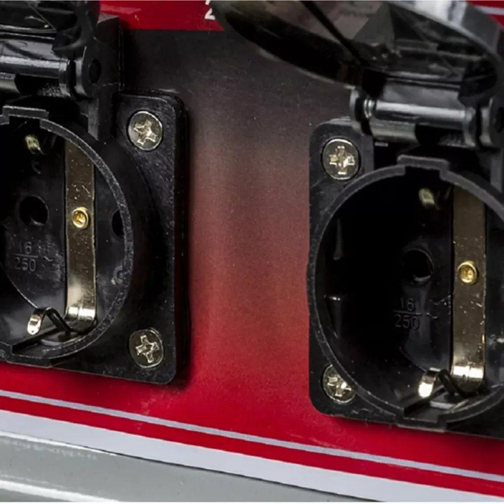 Ресанта БГ 6500 Э бензиновый генератор 64/1/46