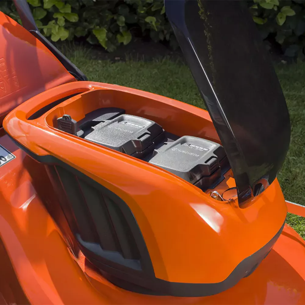 Husqvarna LC 347iV аккумуляторная газонокосилка (без АКБ и ЗУ) 9679797-01