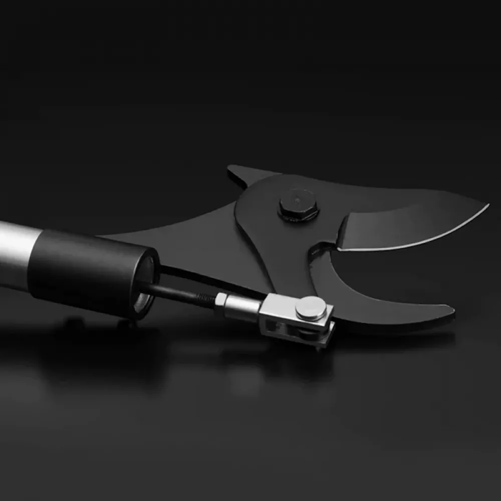 Caiman CN-947 аккумуляторный секатор