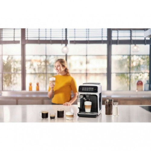 Кофемашина Philips EP3243 Series 3200 LatteGo