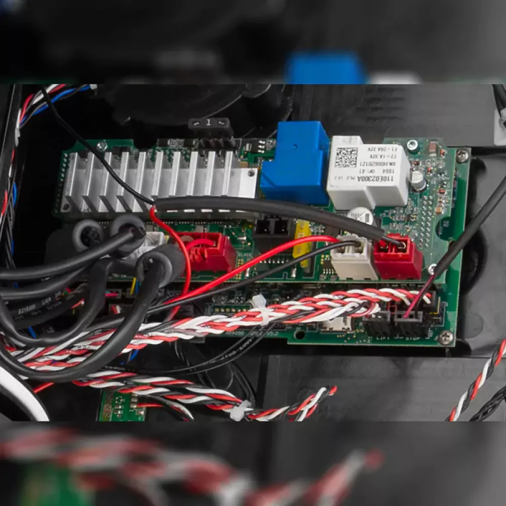 Caiman Ambrogio L350I Elite робот-газонокосилка AM350L4X1Z