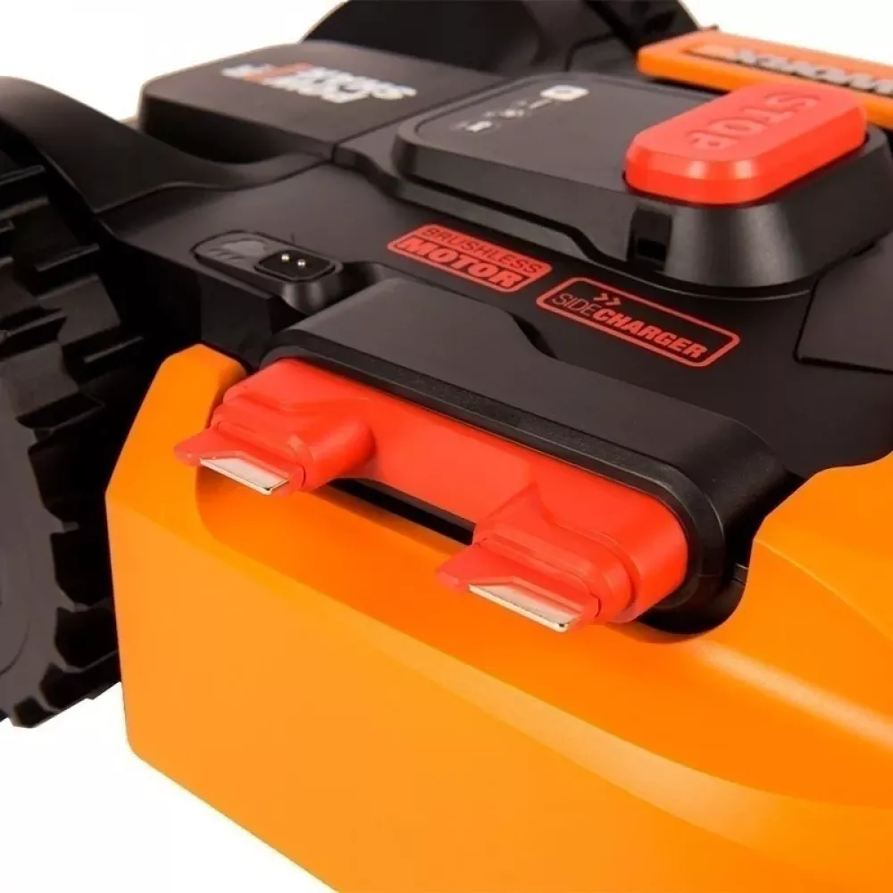 Робот газонокосилка WORX Landroid S WR130E (300 м2)