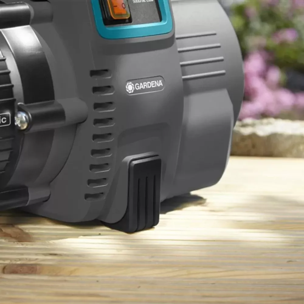 Автоматический напорный насос Gardena 5000/5E LCD, 01759-20.000.00