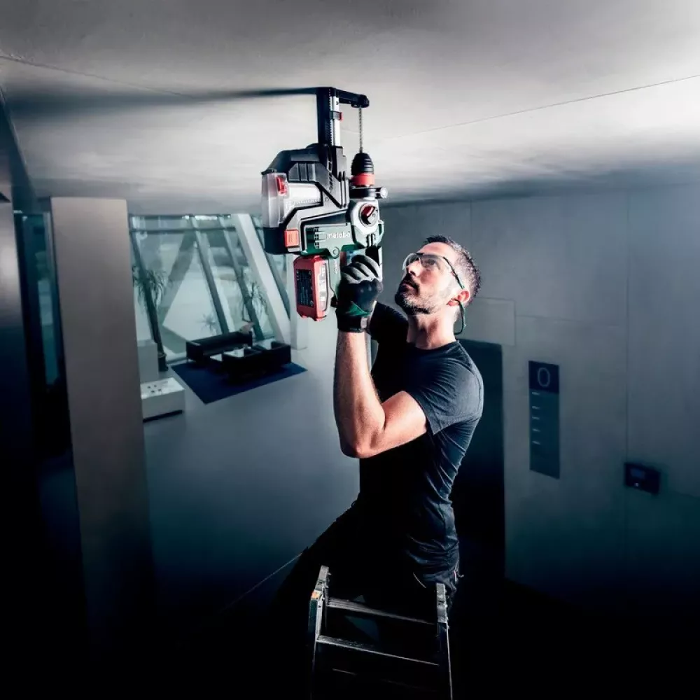 Metabo KHA 18 LTX BL 24 Quick перфоратор в кейсе (2 x 4 Ач, ЗУ) 600211500