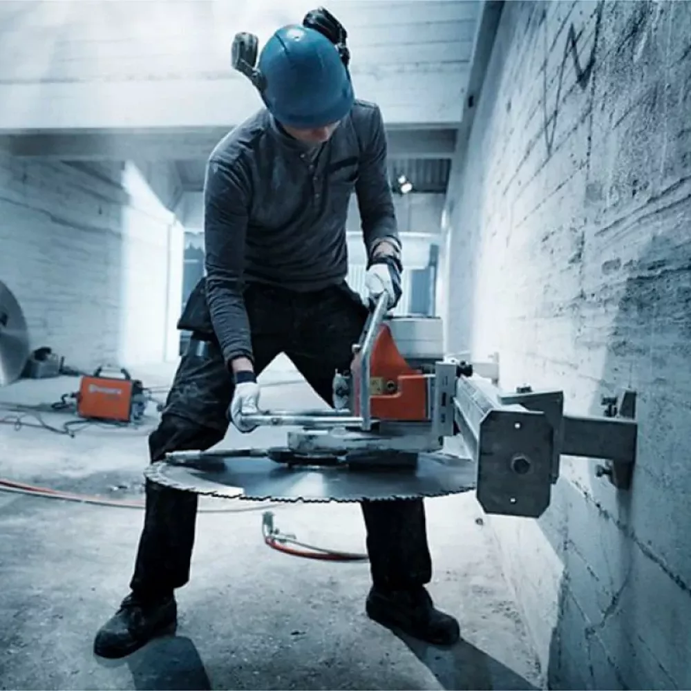 Husqvarna WS 482 HF стенорезная машина 1000 мм 9676467-03