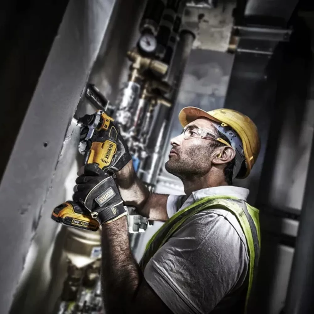 DeWalt DCS356E1T инструмент многофункциональный аккумуляторный (1 x 1,7 Ач, ЗУ)