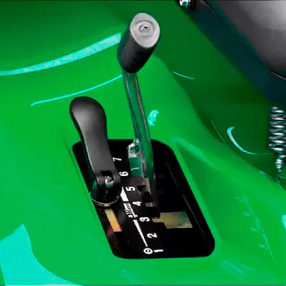 Caiman Comodo 4WD 107D2K машина газонокосильная COMODO-4WD-107D2K